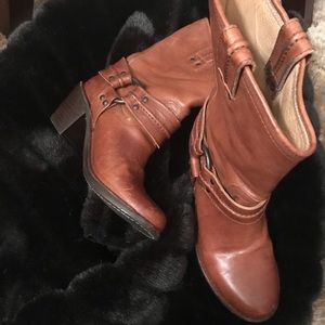 Frye Boots 7.5